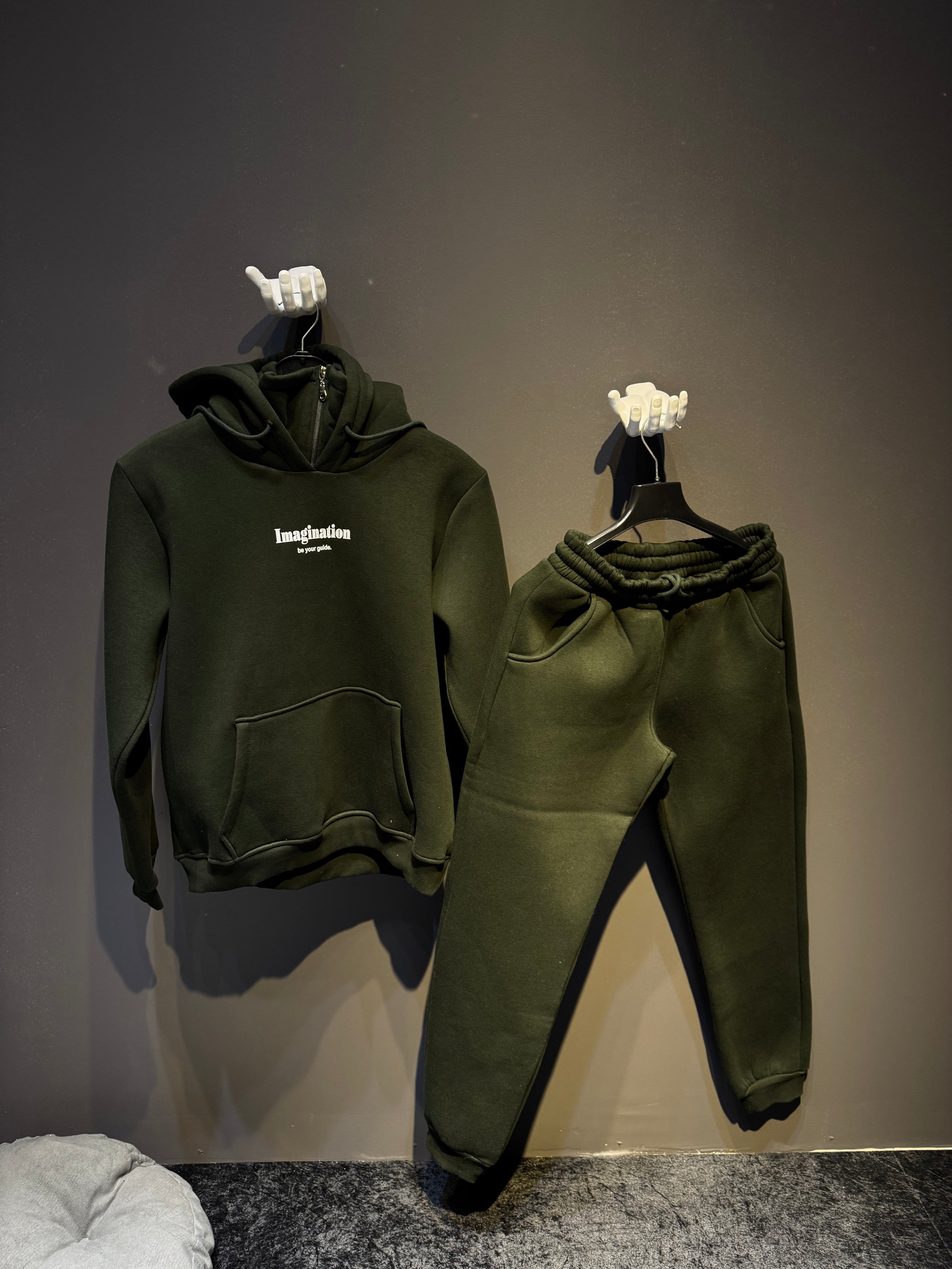 Fermuarlı Haki Hoodie Eşofman Takımı - Günlük Şıklığın ve Rahatlığın Anahtarı 🌿